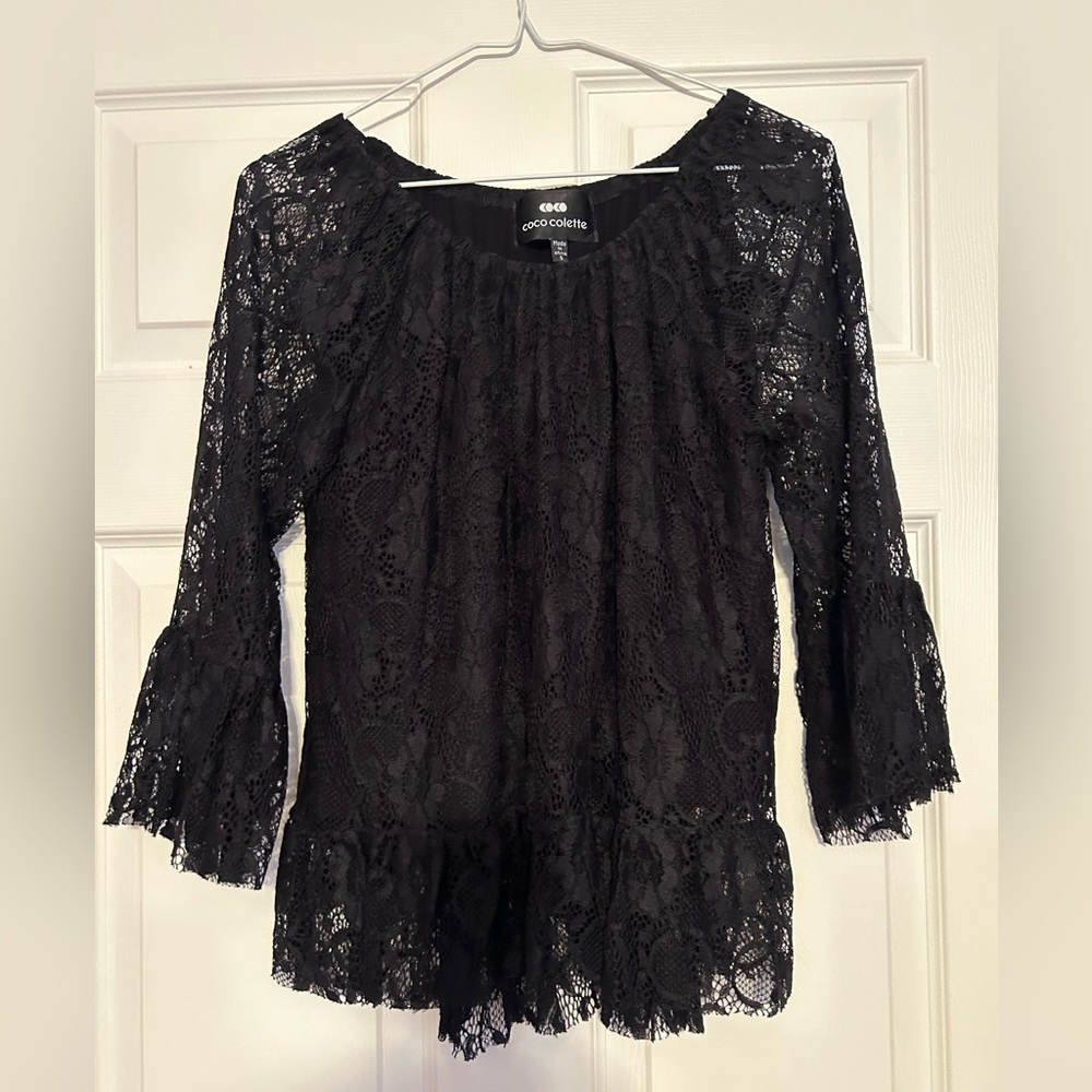 Fully lined lace top